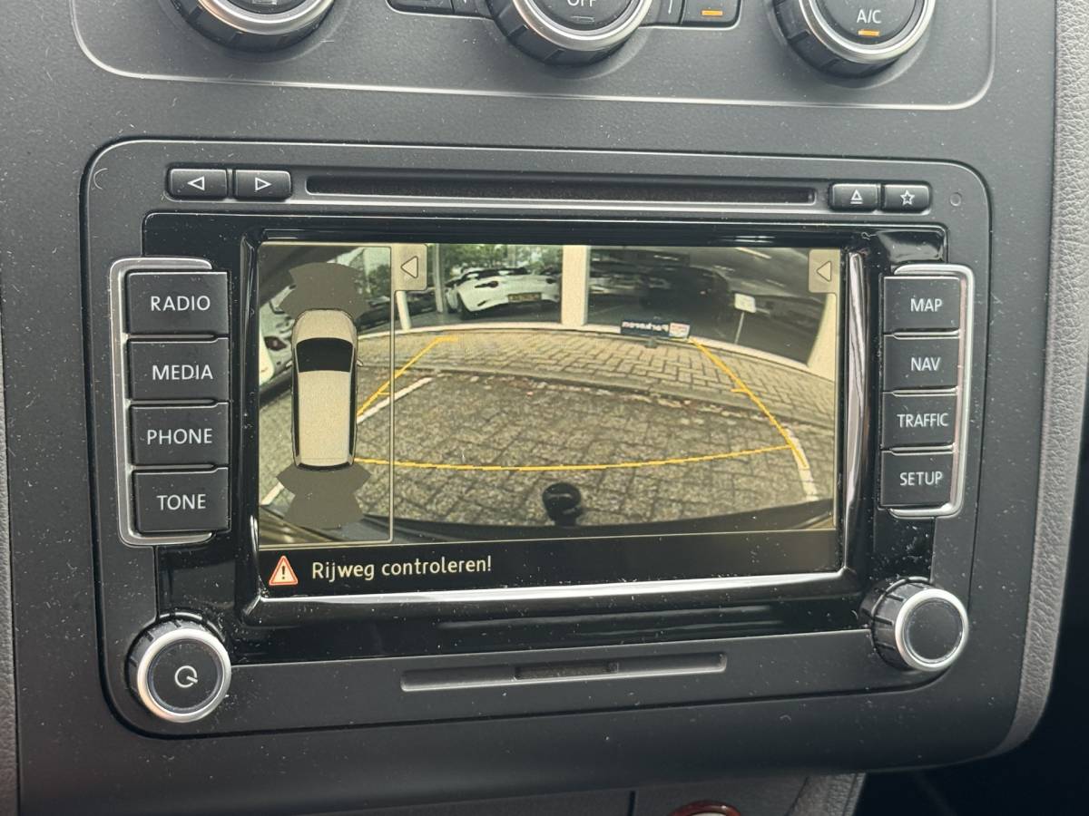 Volkswagen Touran Volkswagen Touran 1.4 TSI Cup | Trekhaak | Navi | Cruise | Bluetooth | Stoelverwarming | PDC v+a incl. Camera
