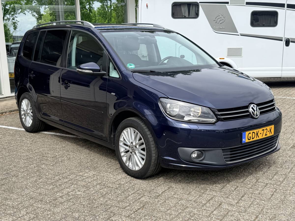 Volkswagen Touran Volkswagen Touran 1.4 TSI Cup | Trekhaak | Navi | Cruise | Bluetooth | Stoelverwarming | PDC v+a incl. Camera
