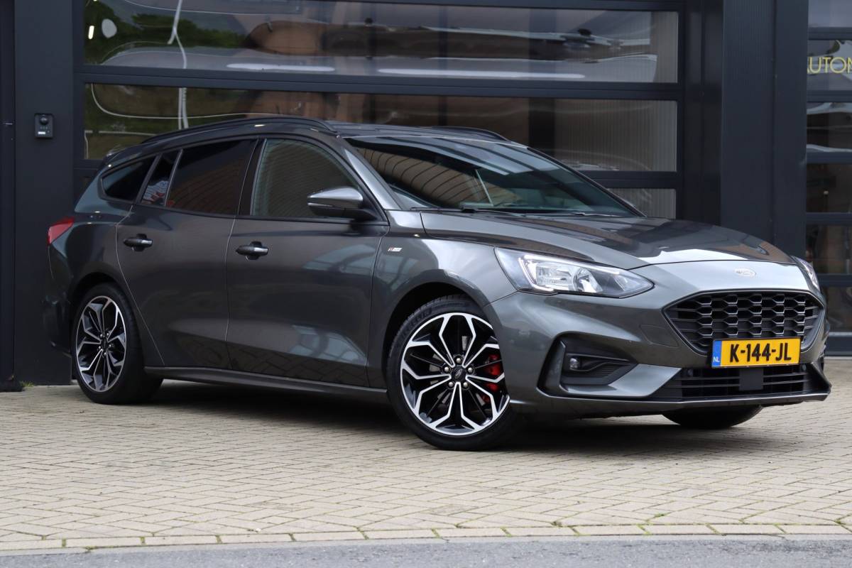 Ford Focus Ford Focus Wagon 1.0 EcoBoost Titanium ST X Business | NAP | Apple Carplay | Stoel/Stuur Verwarming | Cruise | Camera
