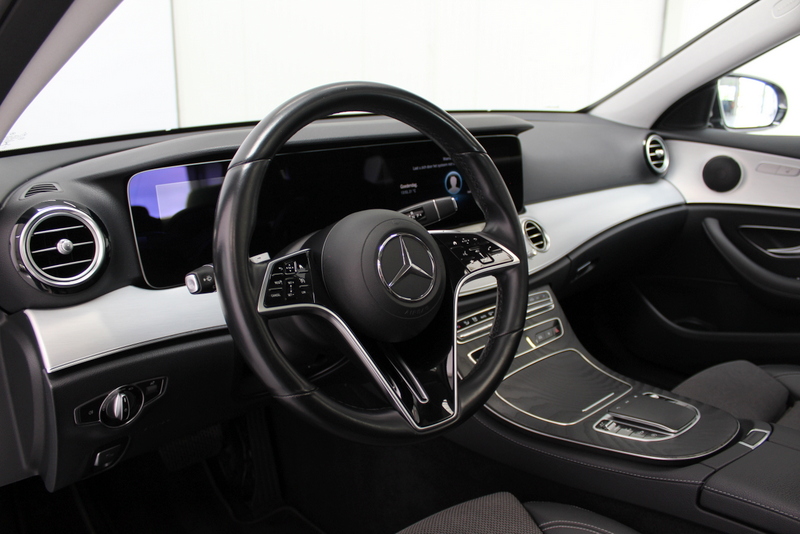 Mercedes-Benz E-Klasse Mercedes-Benz E-klasse 200 Business Solution Avantgarde 198PK, RIJKLAAR | PANORAMADAK | SFEERVERLICHTING | DEELS LEER | STANDKACHEL