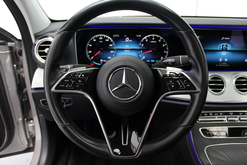 Mercedes-Benz E-Klasse Mercedes-Benz E-klasse 200 Business Solution Avantgarde 198PK, RIJKLAAR | PANORAMADAK | SFEERVERLICHTING | DEELS LEER | STANDKACHEL