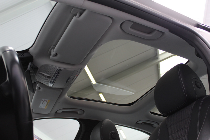Mercedes-Benz E-Klasse Mercedes-Benz E-klasse 200 Business Solution Avantgarde 198PK, RIJKLAAR | PANORAMADAK | SFEERVERLICHTING | DEELS LEER | STANDKACHEL