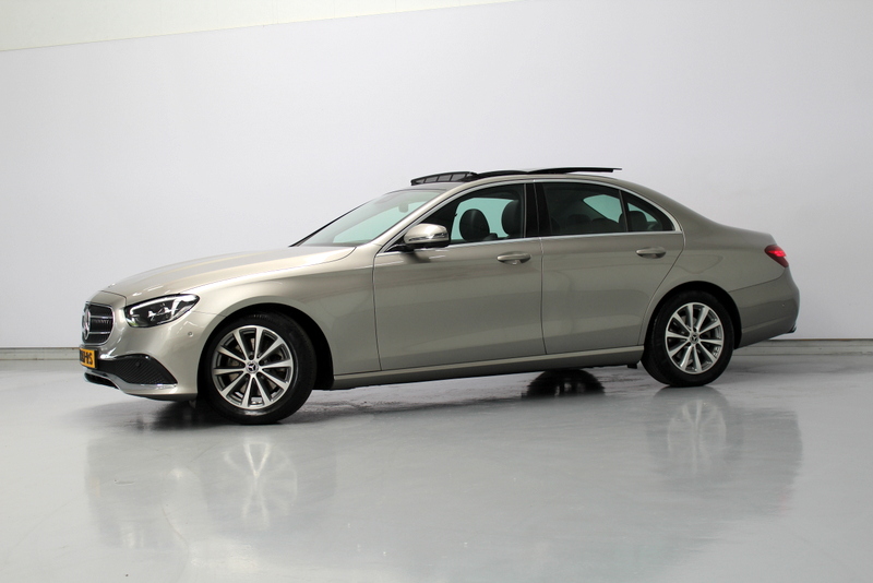 Mercedes-Benz E-Klasse Mercedes-Benz E-klasse 200 Business Solution Avantgarde 198PK, RIJKLAAR | PANORAMADAK | SFEERVERLICHTING | DEELS LEER | STANDKACHEL