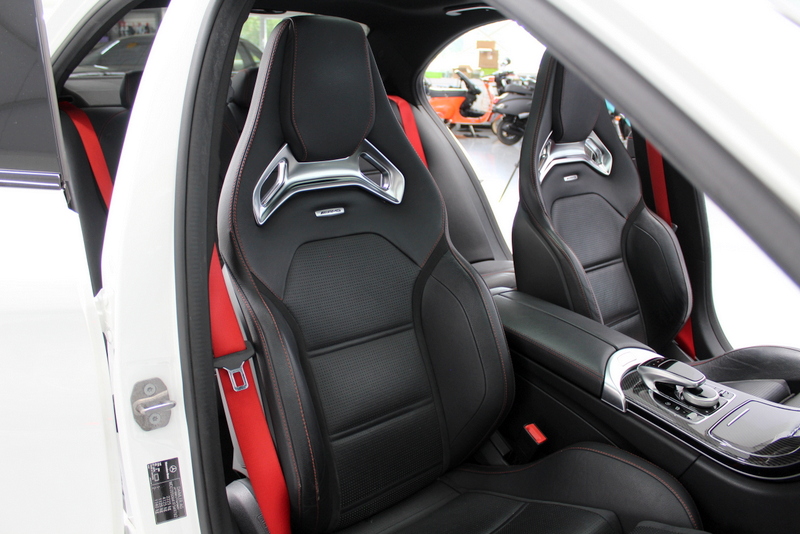 Mercedes-Benz C-Klasse Mercedes-Benz C-klasse AMG 43 4MATIC 468PK | RIJKLAAR | SCHAALSTOELEN | ALCANTARA STUUR | PANORAMADAK | CARPLAY