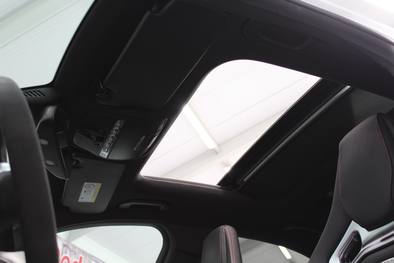 Mercedes-Benz C-Klasse Mercedes-Benz C-klasse AMG 43 4MATIC 468PK | RIJKLAAR | SCHAALSTOELEN | ALCANTARA STUUR | PANORAMADAK | CARPLAY