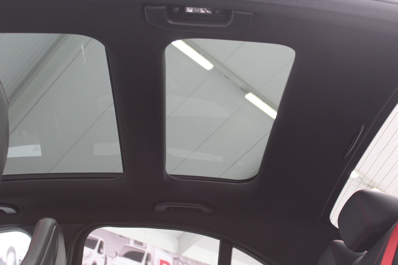 Mercedes-Benz C-Klasse Mercedes-Benz C-klasse AMG 43 4MATIC 468PK | RIJKLAAR | SCHAALSTOELEN | ALCANTARA STUUR | PANORAMADAK | CARPLAY