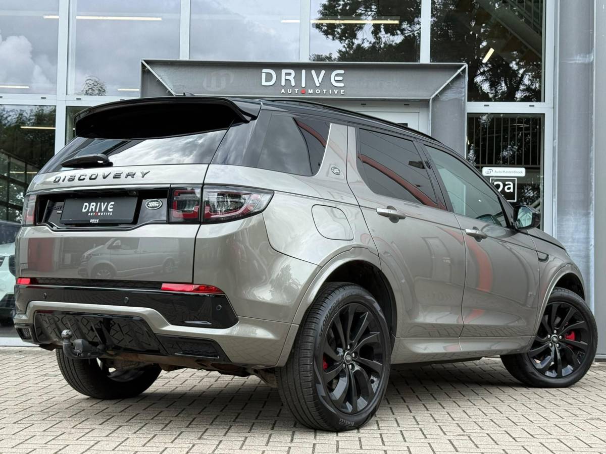 Land Rover Discovery Sport Land Rover Discovery Sport P300e 1.5 R-Dynamic HSE |Pano|ACC|Ventilatie|Winter|Meridian|Sfeer|El.Trekhaak|Silicon Premium