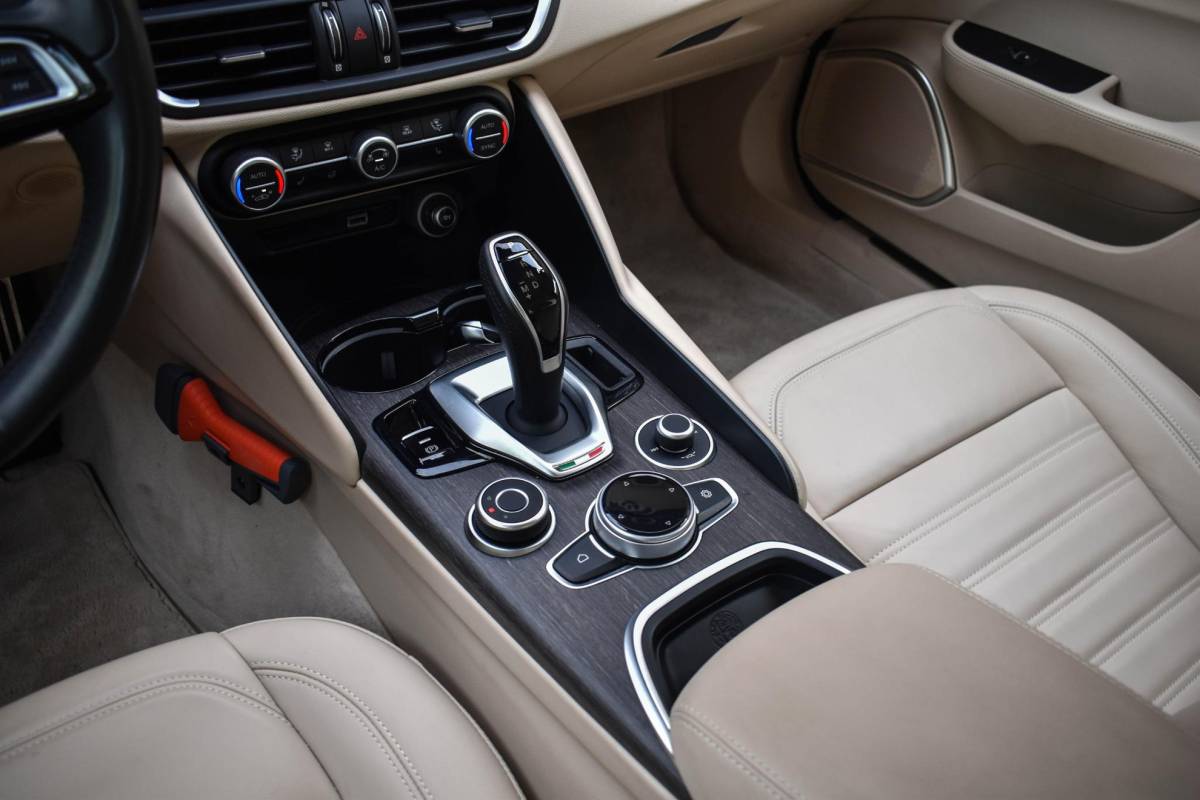 Alfa Romeo Giulia Alfa Romeo Giulia 2.2 TI Verde Visconti Leder Carplay Stoelverw.