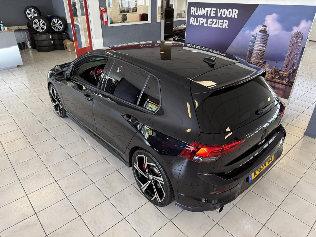 Volkswagen Golf Volkswagen Golf 2.0 TSI GTI 245PK *19LM*NAVI*APP*CAM*ADAP*
