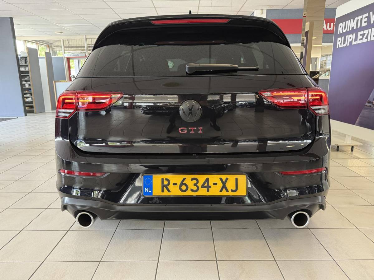 Volkswagen Golf Volkswagen Golf 2.0 TSI GTI 245PK *19LM*NAVI*APP*CAM*ADAP*