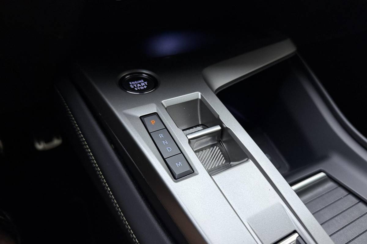 Peugeot 308 Peugeot 308 SW 1.2T 130pk Automaat GT | DEMO | Adaptive Cruise Control | Camera | Matrix LED | Keyless Entry & Start | Navigatie | Apple Carplay/Android Auto