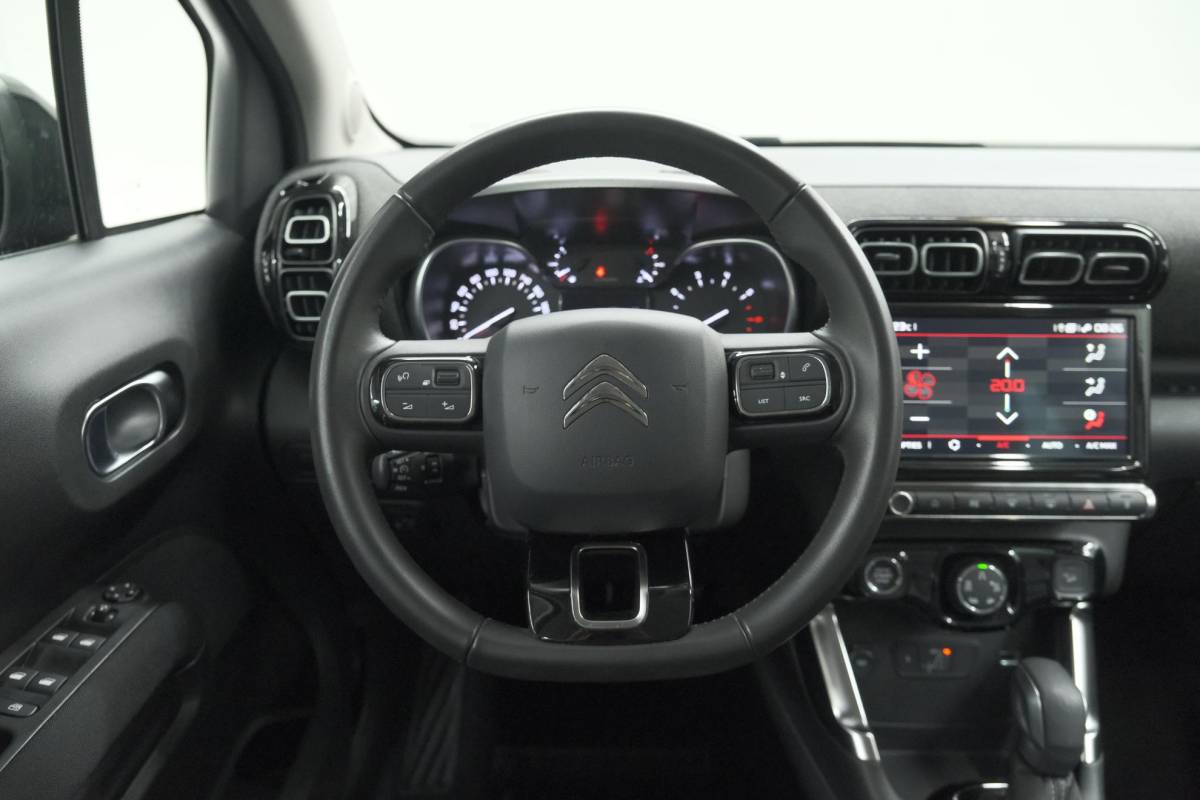 Citroën C3 Aircross Citroen C3 Aircross PureTech 130 EAT6 Shine | Camera | Navigatie | Parkeersensoren | Apple Carplay