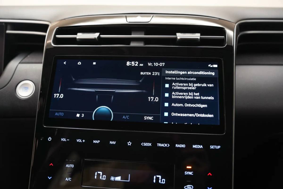 Hyundai Tucson Hyundai Tucson 1.6 T-GDI 265 PHEV Premium Sky SoH 97,1 % [ Panorama Apple / Android LED Navi Camera ]