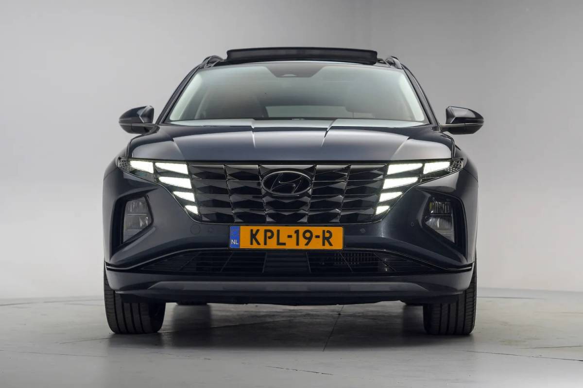 Hyundai Tucson Hyundai Tucson 1.6 T-GDI 265 PHEV Premium Sky SoH 97,1 % [ Panorama Apple / Android LED Navi Camera ]