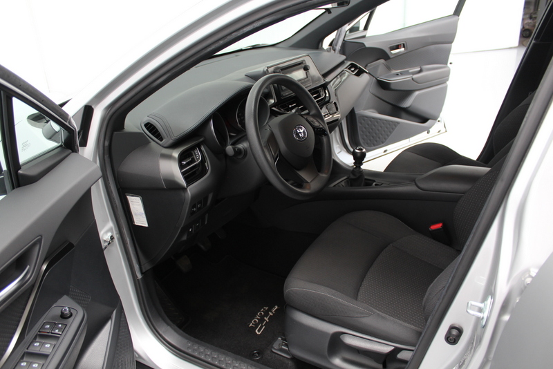 Toyota C-HR Toyota C-HR 1.2 Comfort 116PK, RIJKLAAR | PARKEERSENSOREN | AIRCO | 4X ELEC-RAMEN/SPIEGELS