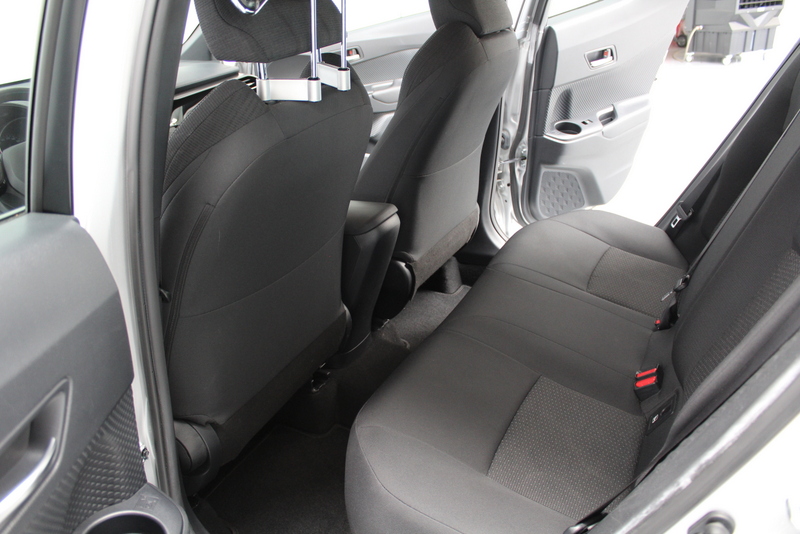 Toyota C-HR Toyota C-HR 1.2 Comfort 116PK, RIJKLAAR | PARKEERSENSOREN | AIRCO | 4X ELEC-RAMEN/SPIEGELS