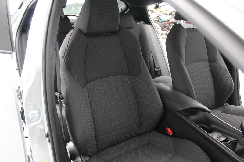 Toyota C-HR Toyota C-HR 1.2 Comfort 116PK, RIJKLAAR | PARKEERSENSOREN | AIRCO | 4X ELEC-RAMEN/SPIEGELS