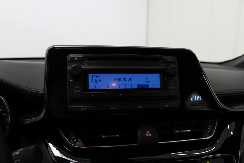 Toyota C-HR Toyota C-HR 1.2 Comfort 116PK, RIJKLAAR | PARKEERSENSOREN | AIRCO | 4X ELEC-RAMEN/SPIEGELS