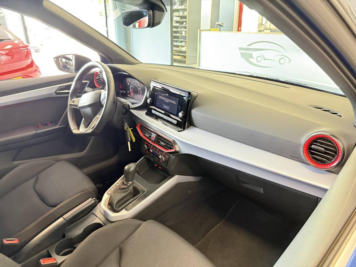 SEAT Arona SEAT Arona 1.0 TSI FR DSG 116PK *LED MATRIX*CRUISE*APP*17INCH