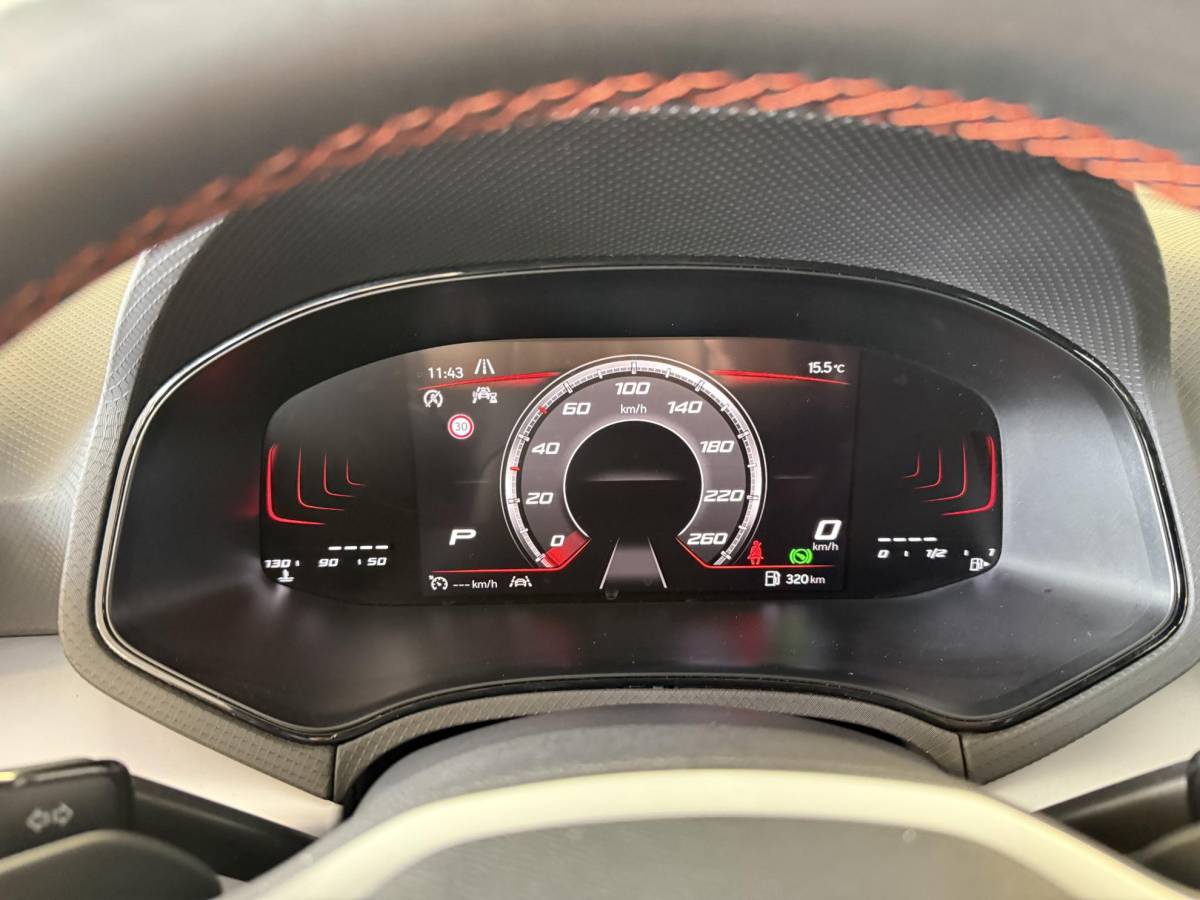 SEAT Arona SEAT Arona 1.0 TSI FR DSG 116PK *LED MATRIX*CRUISE*APP*17INCH