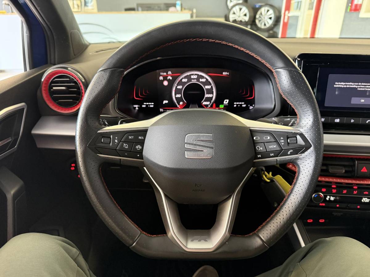 SEAT Arona SEAT Arona 1.0 TSI FR DSG 116PK *LED MATRIX*CRUISE*APP*17INCH