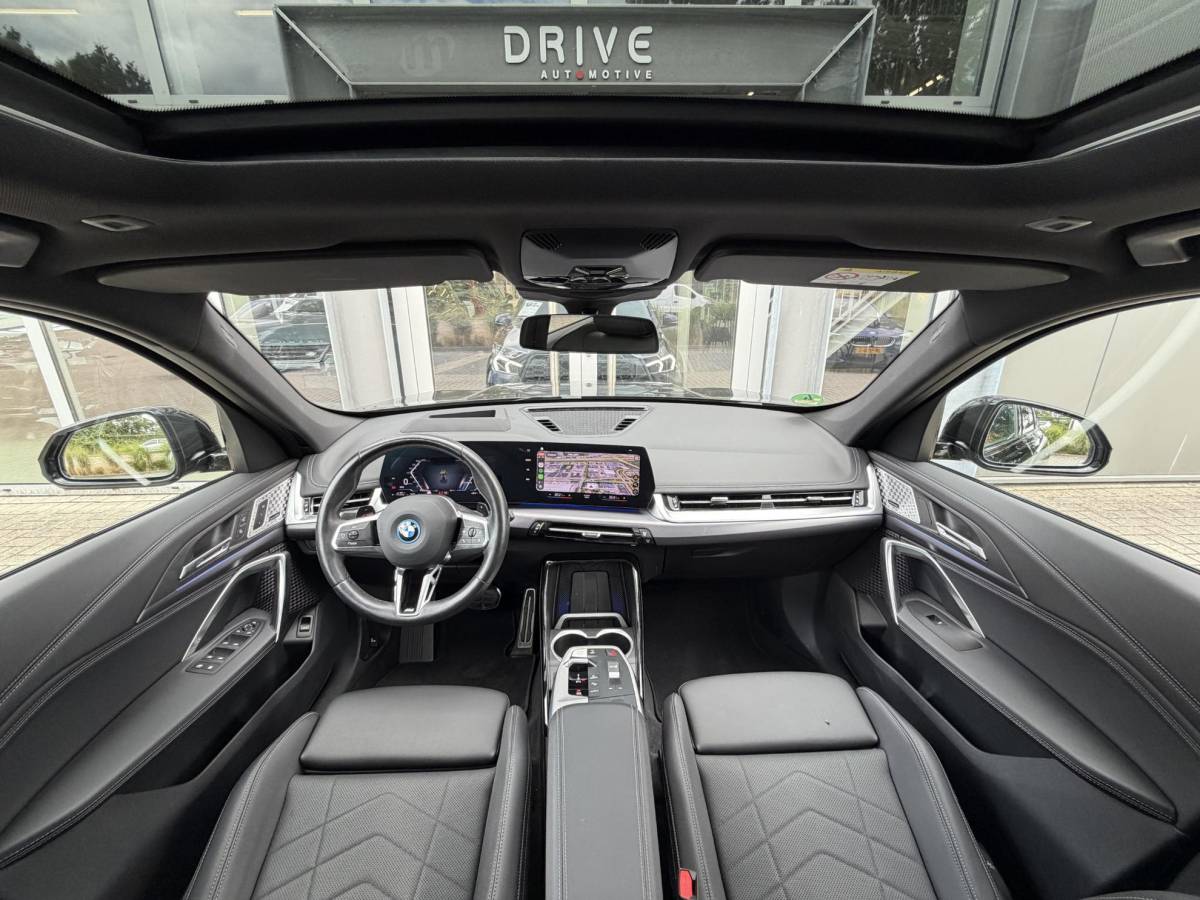BMW X1 BMW X1 xDrive30e 326PK M-Sport |Pano|H/K|Leer|Memory|Innovation|360Cam|ACC|HUD|Trekhaak|20″