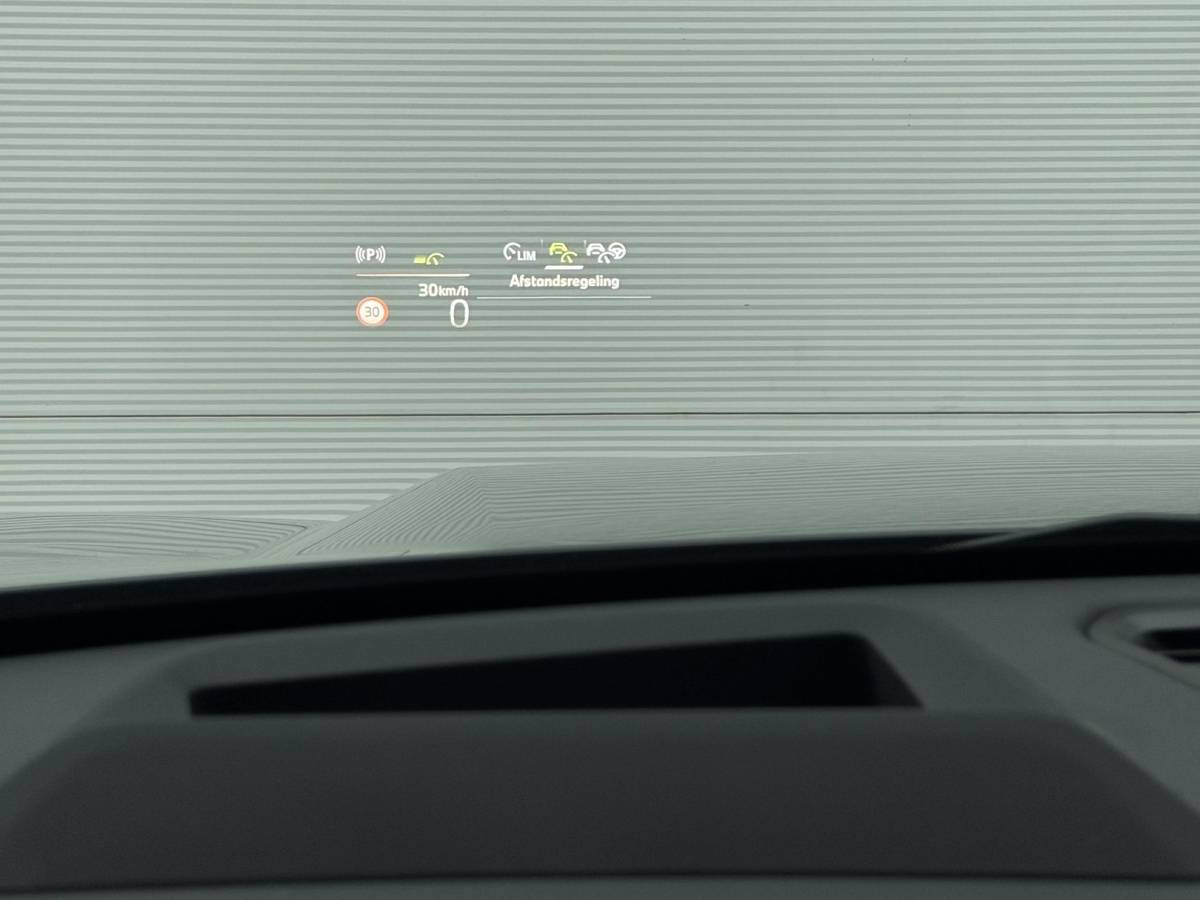 BMW X1 BMW X1 xDrive30e 326PK M-Sport |Pano|H/K|Leer|Memory|Innovation|360Cam|ACC|HUD|Trekhaak|20″