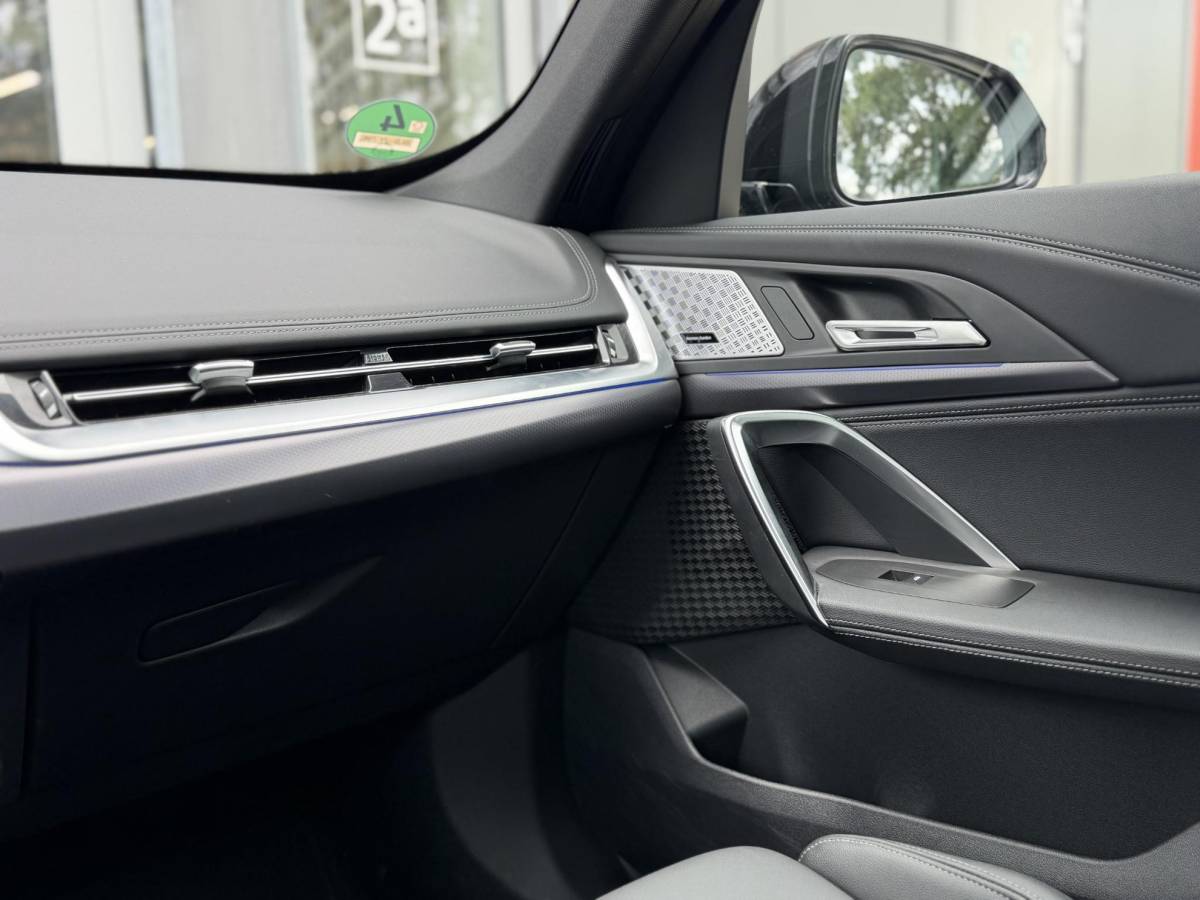BMW X1 BMW X1 xDrive30e 326PK M-Sport |Pano|H/K|Leer|Memory|Innovation|360Cam|ACC|HUD|Trekhaak|20″