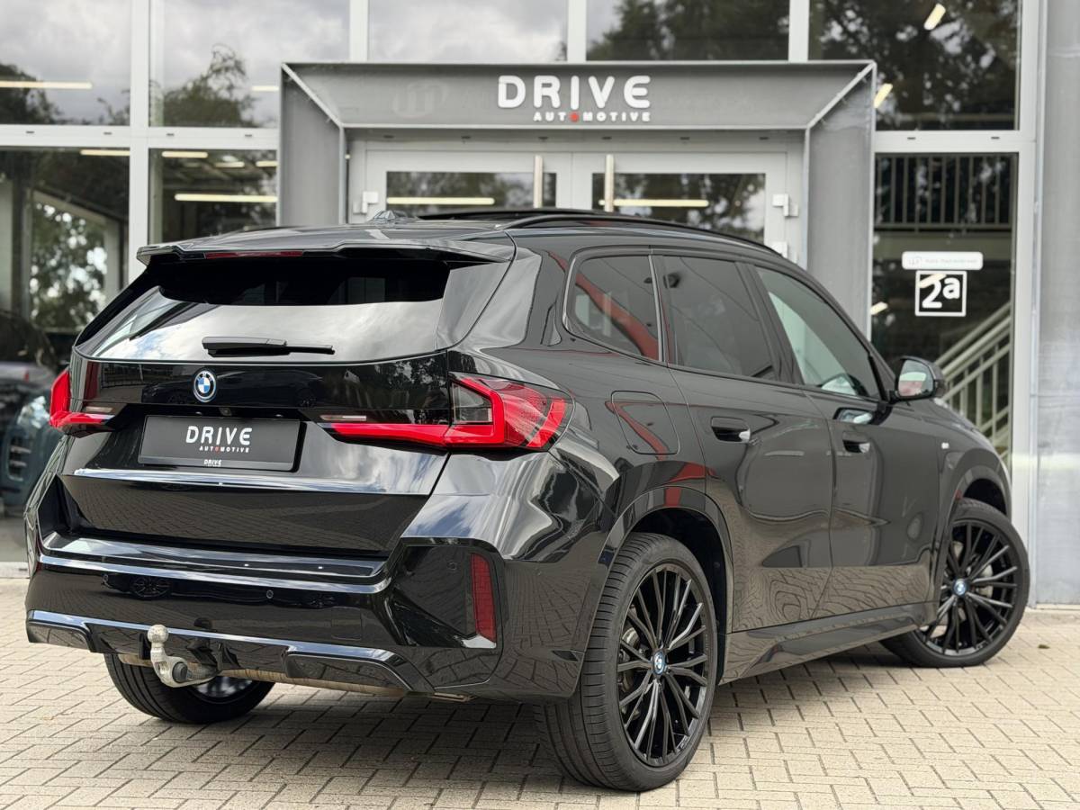 BMW X1 BMW X1 xDrive30e 326PK M-Sport |Pano|H/K|Leer|Memory|Innovation|360Cam|ACC|HUD|Trekhaak|20″