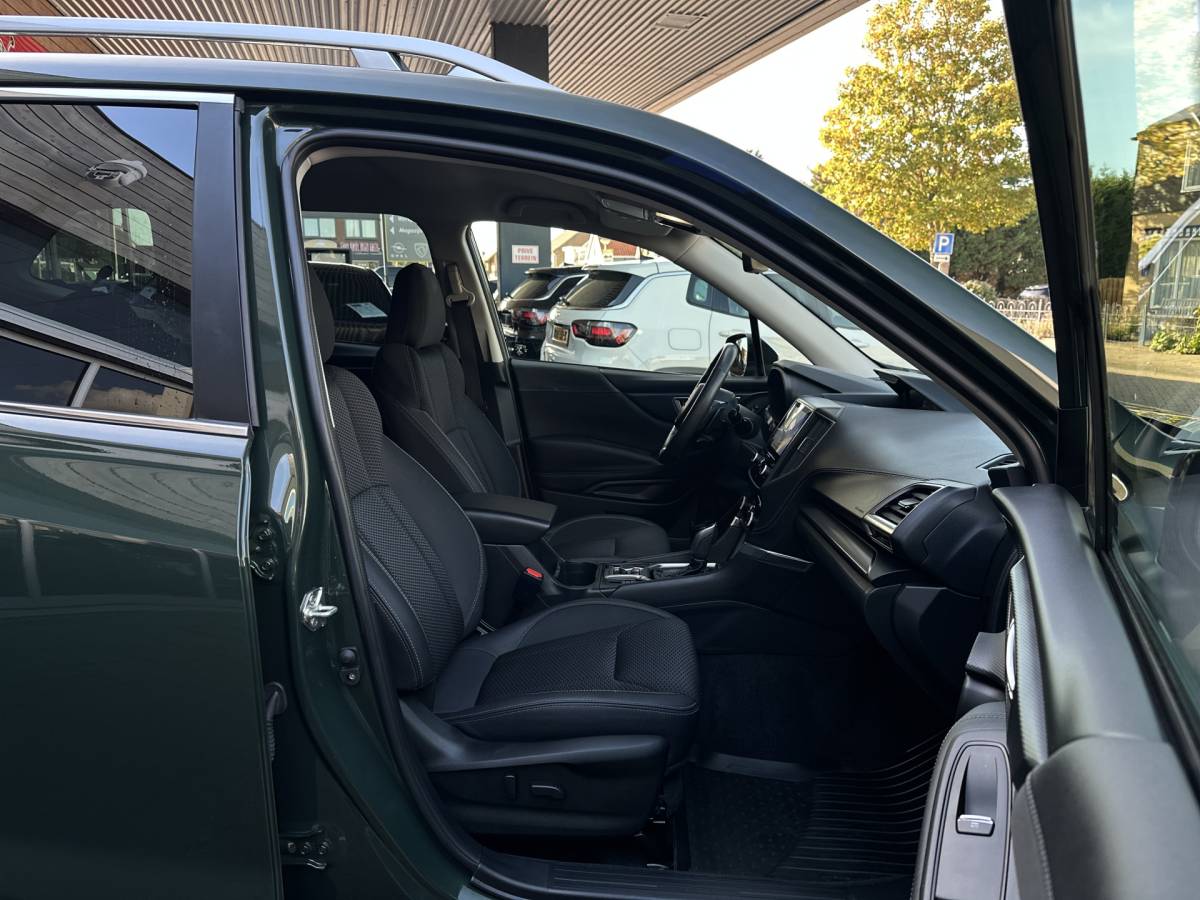 Subaru Forester Subaru Forester 2.0i e-BOXER Comfort Trekhaak / Camera / Stoel stuur verwarming.