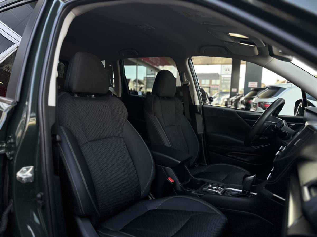 Subaru Forester Subaru Forester 2.0i e-BOXER Comfort Trekhaak / Camera / Stoel stuur verwarming.