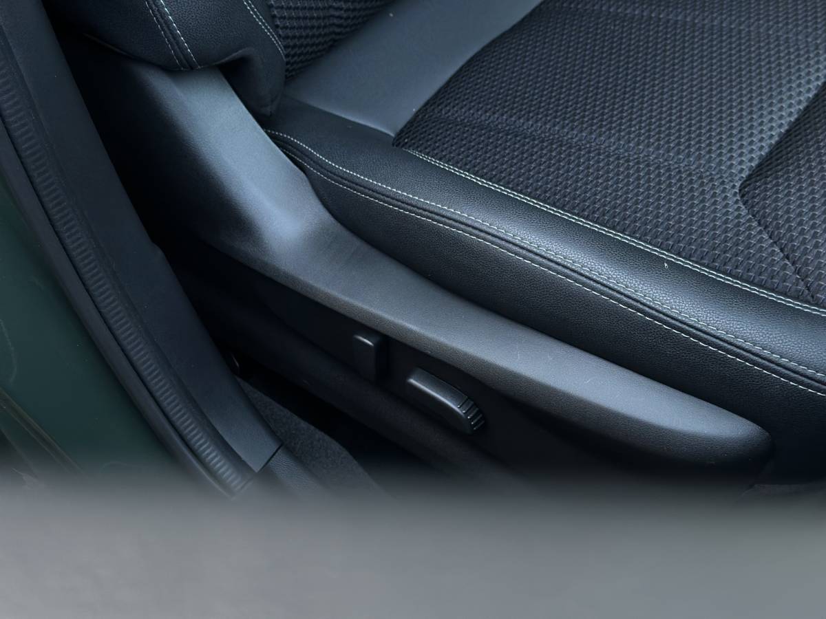 Subaru Forester Subaru Forester 2.0i e-BOXER Comfort Trekhaak / Camera / Stoel stuur verwarming.