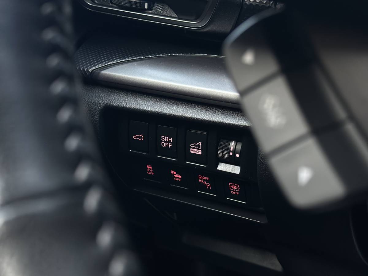 Subaru Forester Subaru Forester 2.0i e-BOXER Comfort Trekhaak / Camera / Stoel stuur verwarming.