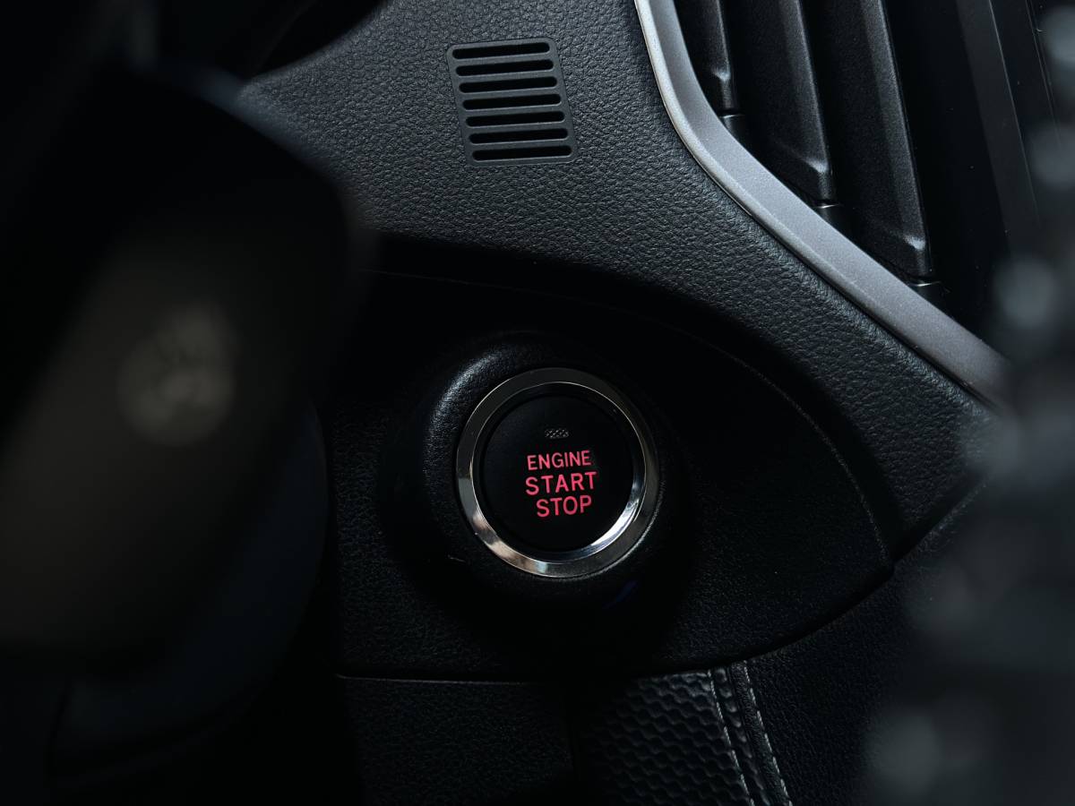 Subaru Forester Subaru Forester 2.0i e-BOXER Comfort Trekhaak / Camera / Stoel stuur verwarming.