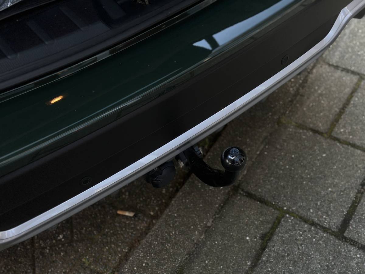 Subaru Forester Subaru Forester 2.0i e-BOXER Comfort Trekhaak / Camera / Stoel stuur verwarming.