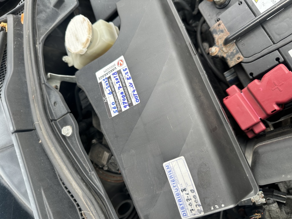 Mitsubishi Grandis Mitsubishi Grandis 2.4-16V Limited 7 PERSOONS *NAP*TREKHAAK*AIRCO*PDC*UNIEK