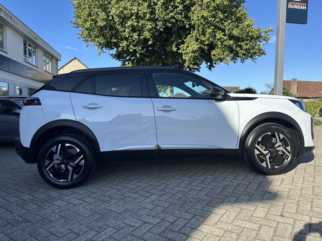 Peugeot 2008 Peugeot 2008 1.2 Hybrid 136 GT | Camera voor & achter | Adaptive cruise control |