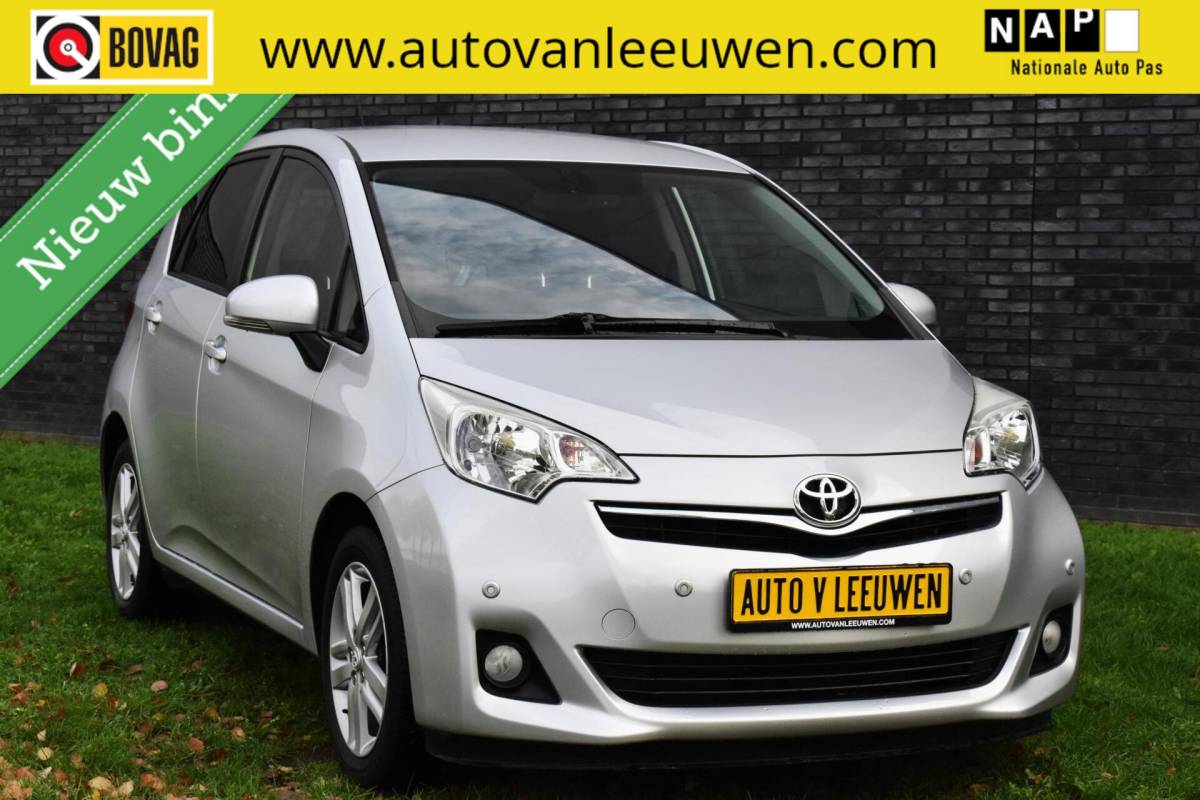 Toyota Verso-S Toyota Verso-S 1.3 VVT-i NAVIGATIE/CAMERA/PDC/CLIMA/ETC.!