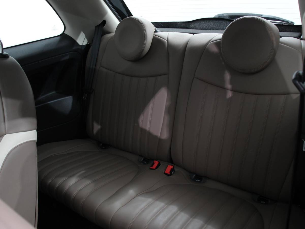 Fiat 500 Fiat 500 1.2 Lounge Navigatie Leder Interieur Climate Control Panoramadak Parkeer sensoren