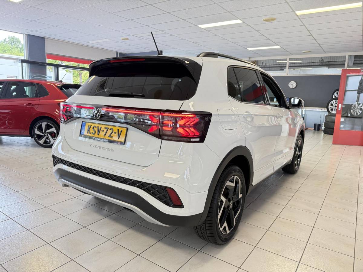 Volkswagen T-Cross Volkswagen T-Cross 1.0 TSI R-Line Edition DSG 116PK *NAVI*APP*MATRIX*