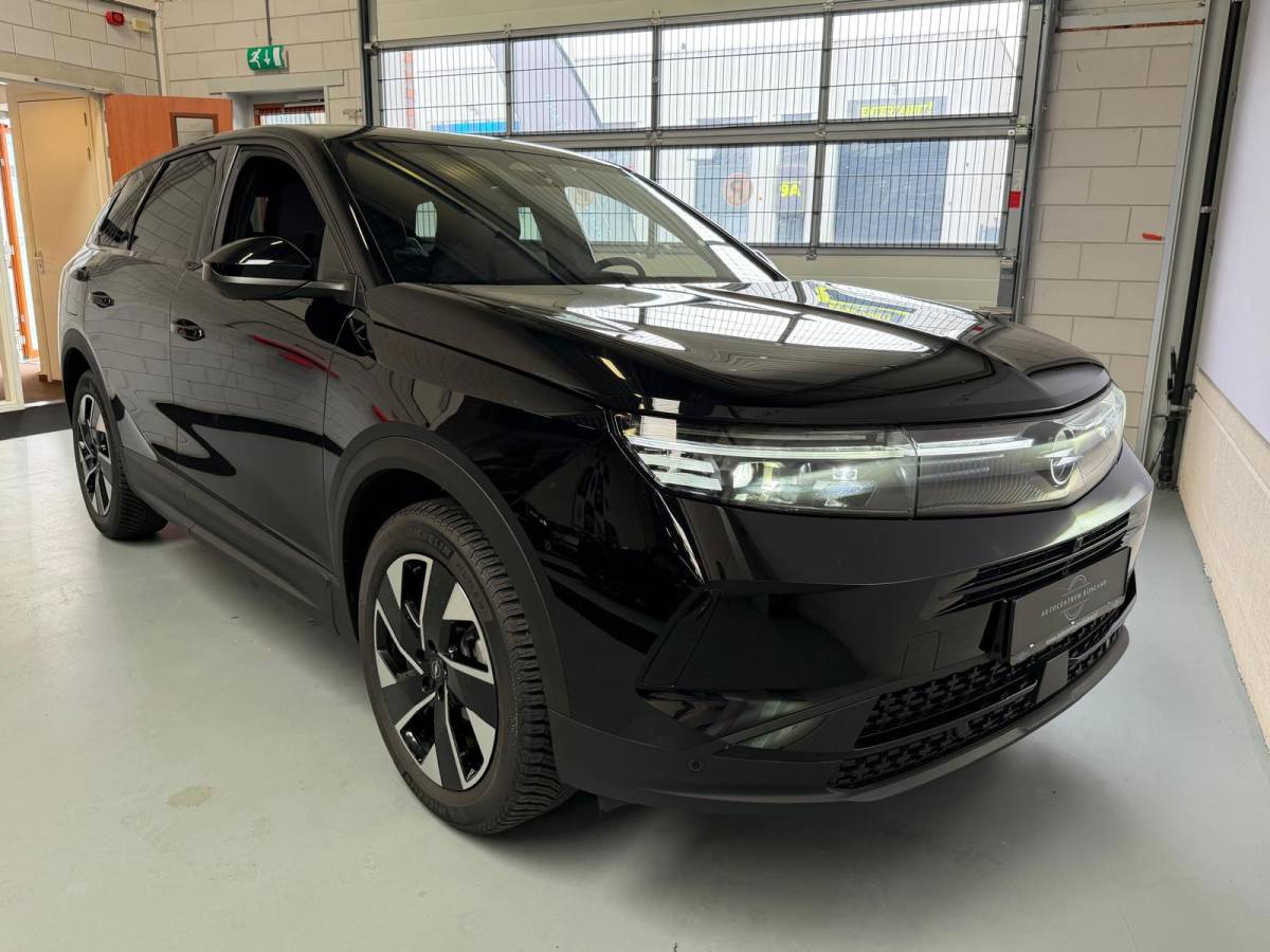 Opel Grandland Opel GRANDLAND 1.2 Turbo Hybrid GS, Panoramdak, Head up display, Camera, Stoel/Stuurverwarming