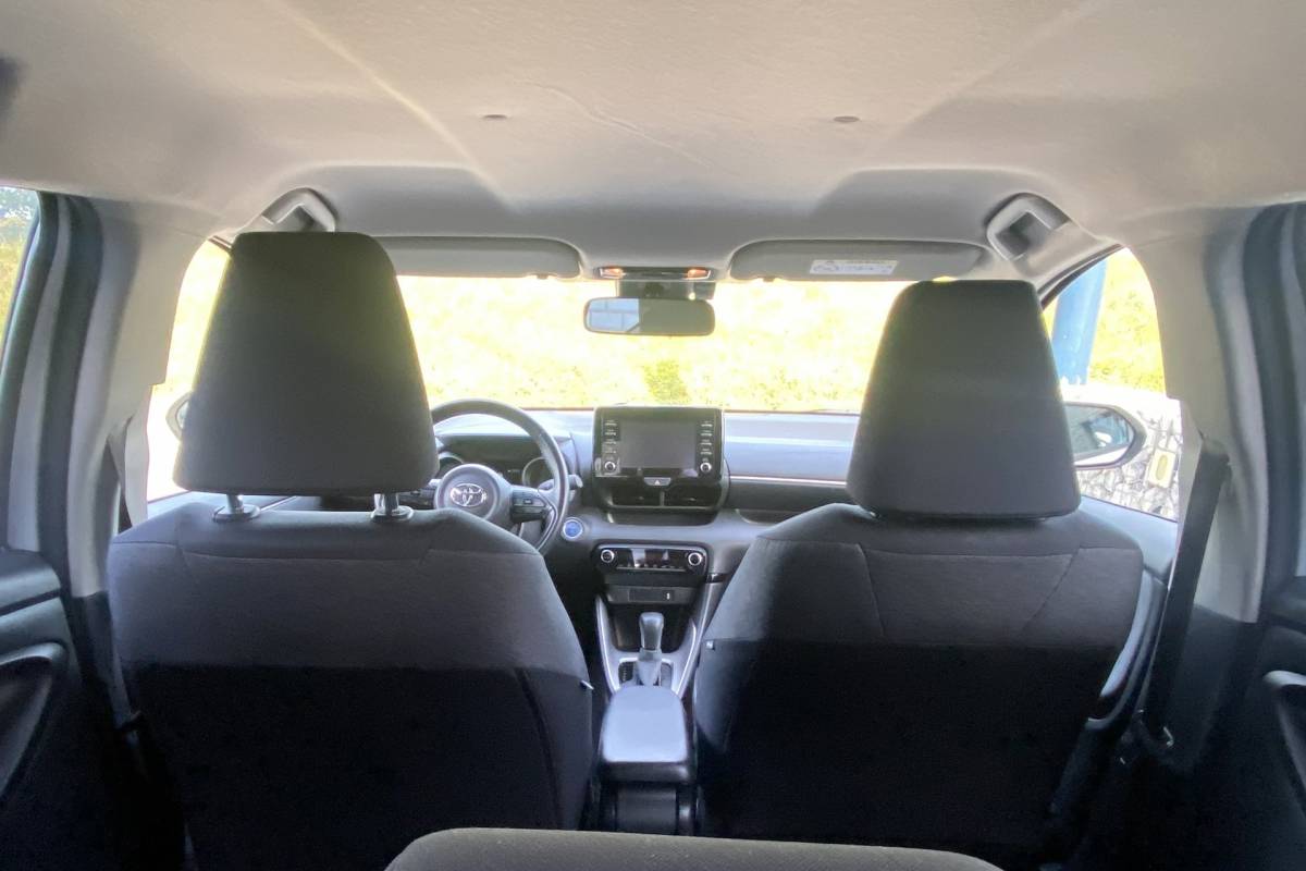 Toyota Yaris Toyota Yaris 1.5 Hybrid Dynamic/ Virtual CP/ DriveAssist/ CarPlay/ Fabrieksgarantie/ NAP/ Dealeronderhouden