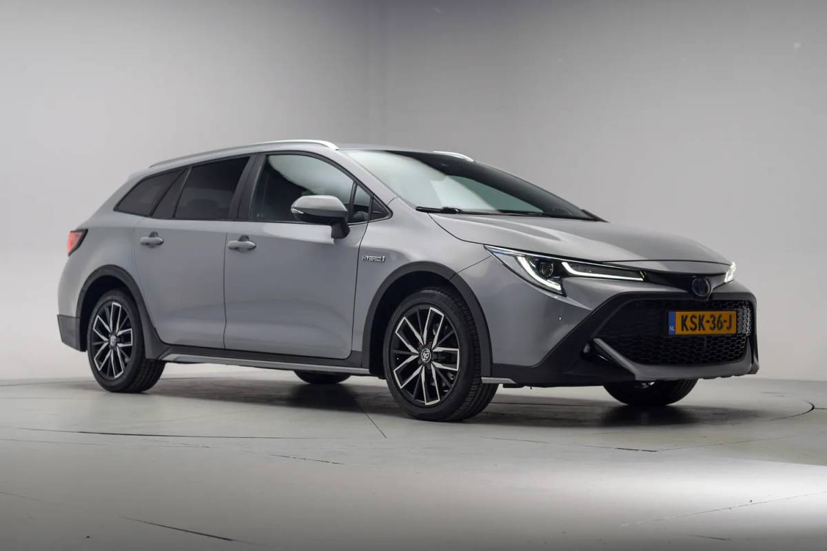 Toyota Corolla Touring Sports Toyota Corolla TOURING SPORTS 2.0 Hybrid Trek [ Camera Cruise Control Stoelverwarming ]