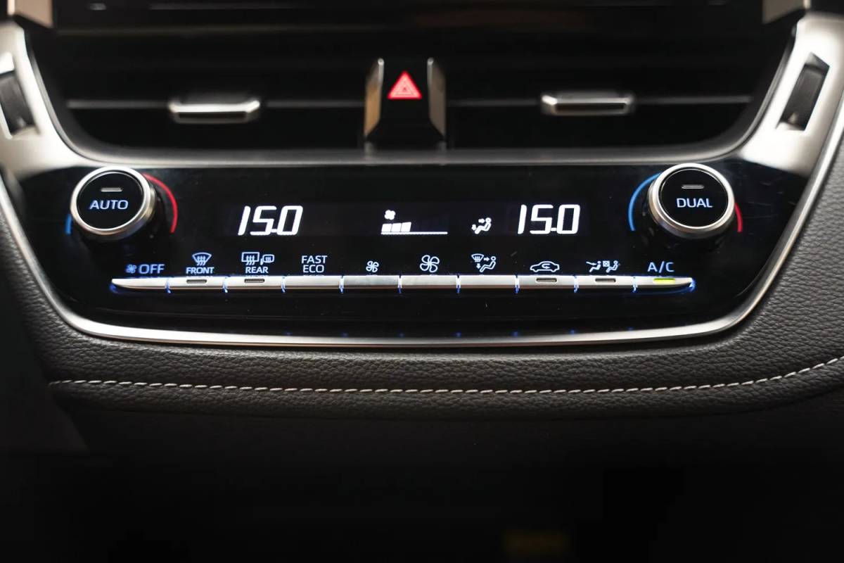 Toyota Corolla Touring Sports Toyota Corolla TOURING SPORTS 2.0 Hybrid Trek [ Camera Cruise Control Stoelverwarming ]