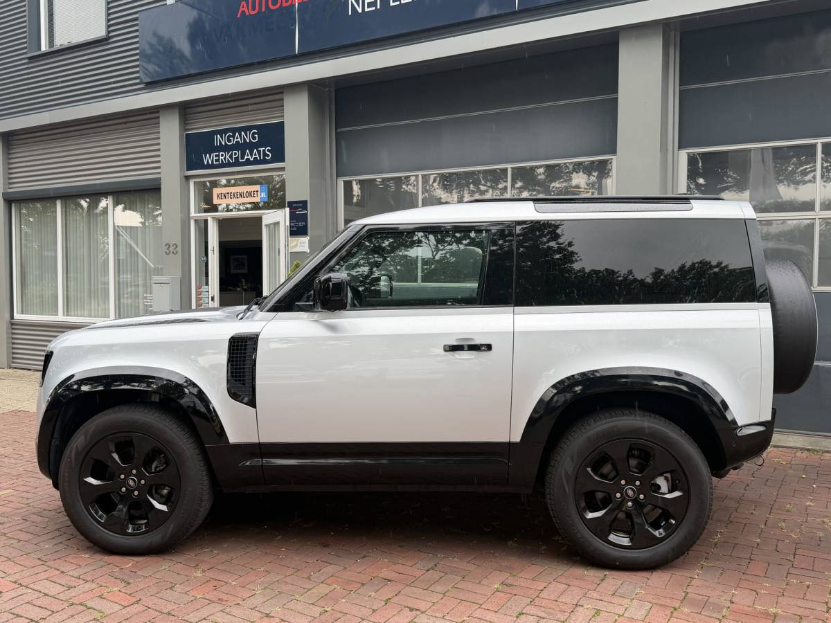 Land Rover Defender Land Rover Defender 3.0 D200 90 MHEV S Grijskenteken uit 2021 km 125.000