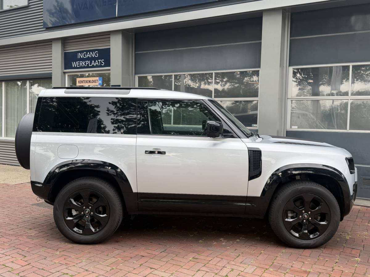 Land Rover Defender Land Rover Defender 3.0 D200 90 MHEV S Grijskenteken uit 2021 km 125.000
