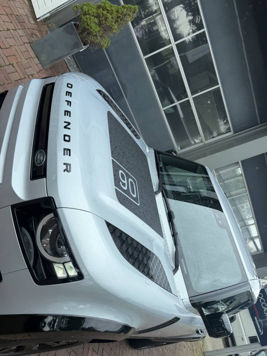 Land Rover Defender Land Rover Defender 3.0 D200 90 MHEV S Grijskenteken uit 2021 km 125.000