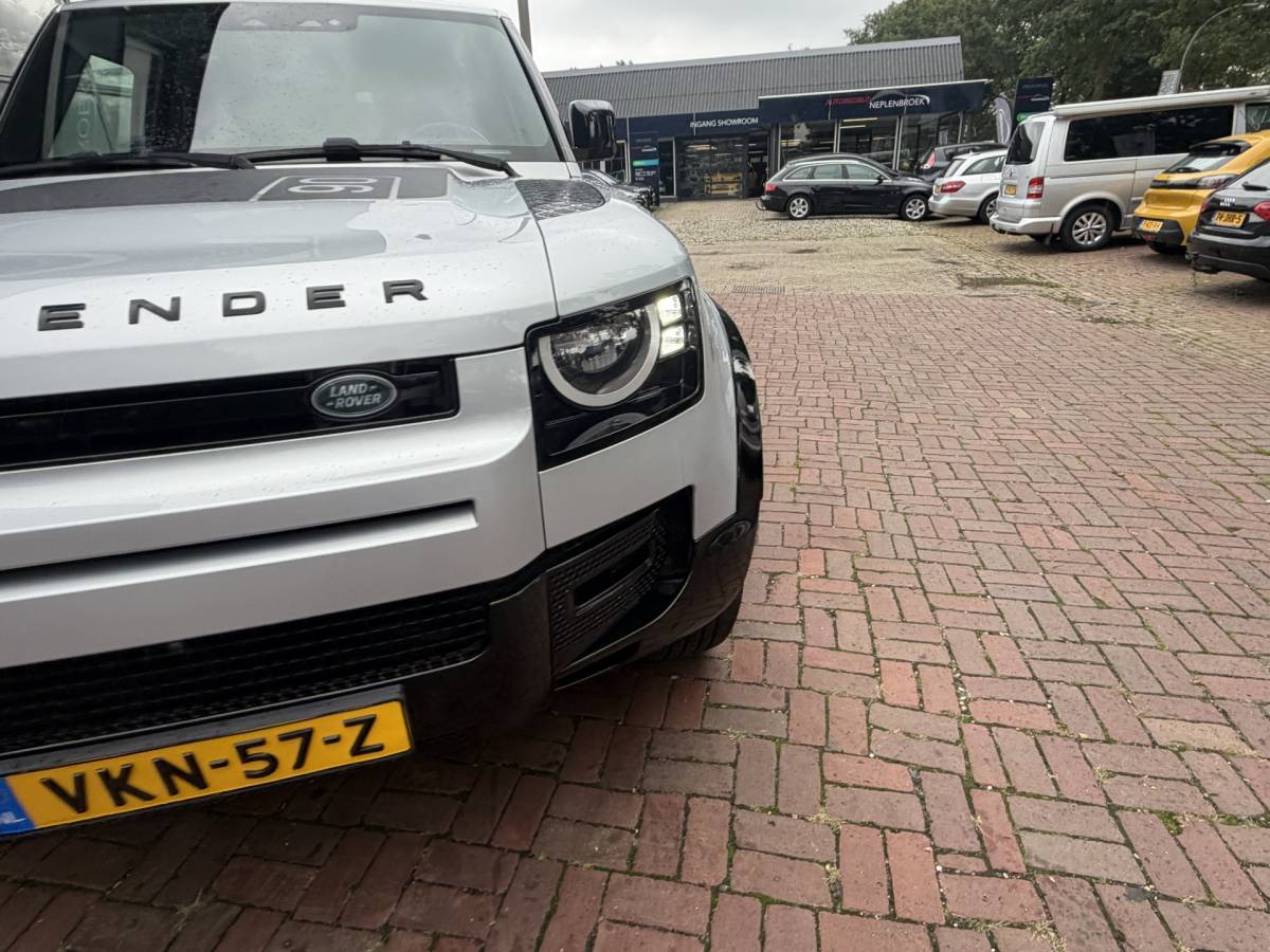 Land Rover Defender Land Rover Defender 3.0 D200 90 MHEV S Grijskenteken uit 2021 km 125.000