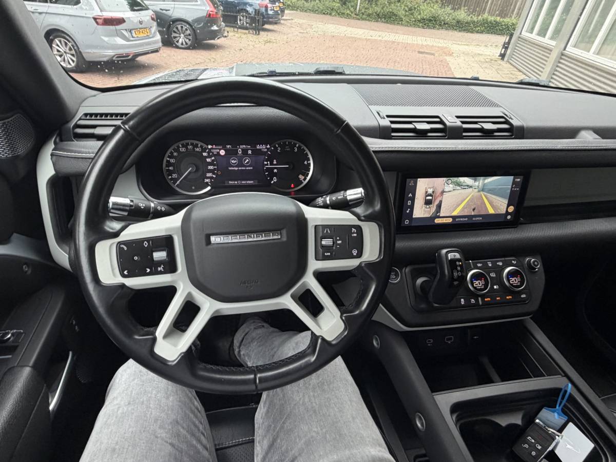 Land Rover Defender Land Rover Defender 3.0 D200 90 MHEV S Grijskenteken uit 2021 km 125.000