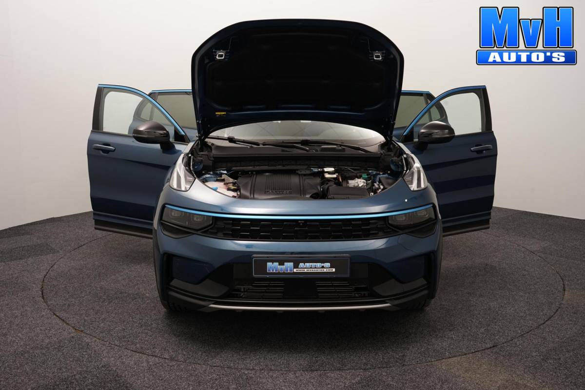 Lynk & Co 01 Lynk & Co 01 1.5 PHEV|ZWARTE.HEMEL|TREKHAAK|360ºCAM|SOH96%